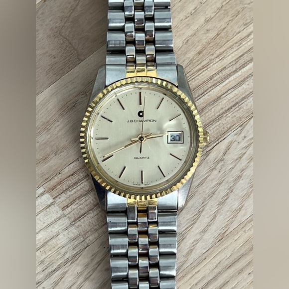 J.B. Champion Men’s Watch Vintage Gold Tone Dial Two Tone Bracelet Date Window - Picture 3 of 11